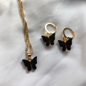 “Night” Black Butterfly Earring & Necklace SET